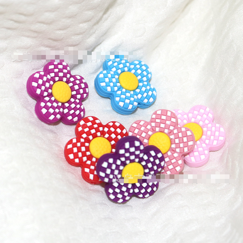 Wholesale Checkerboard Flower Silicone Beads