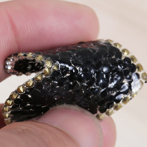 Wholesale Black heart-shaped rhinestone embroidery DIY patches