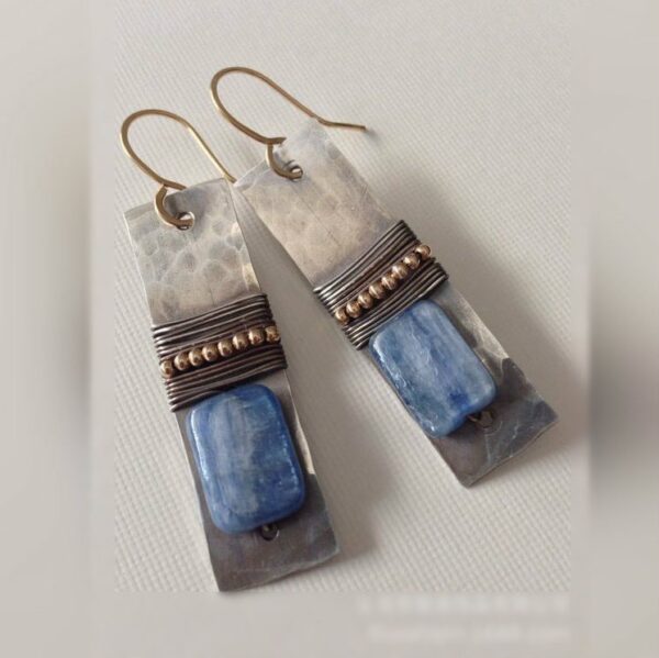 Wholesale Vintage Blue Stone Unique Shaped Earrings