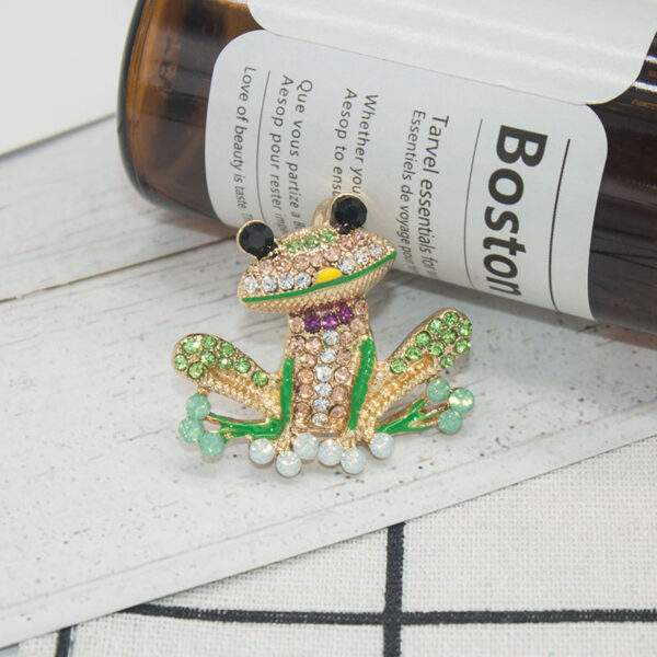 Wholesale Animal alloy rhinestone cute frog brooch