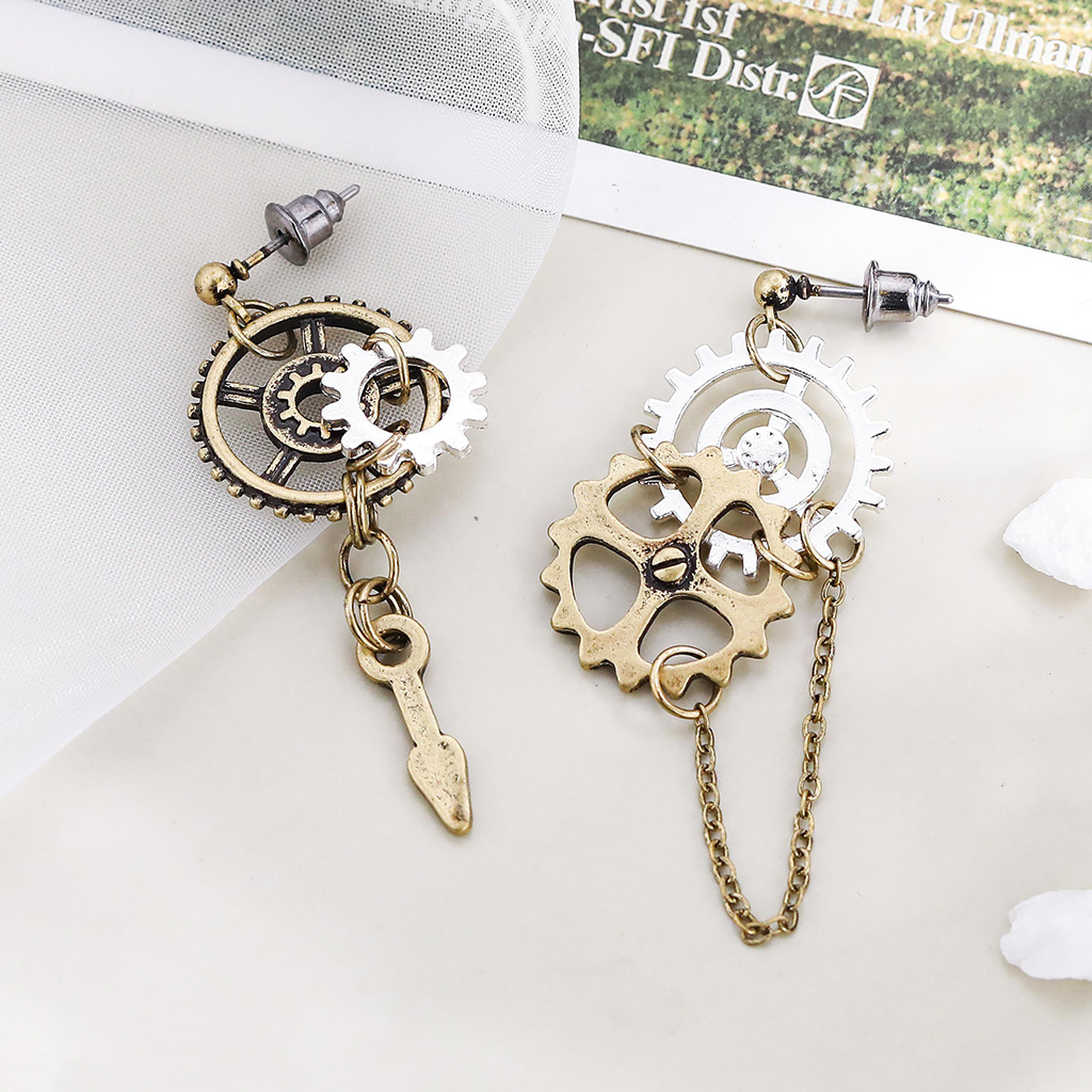 Wholesale Mechanical Asymmetric Retro Steampunk Wind Gear Diablo Industrial New Disco St Earrings