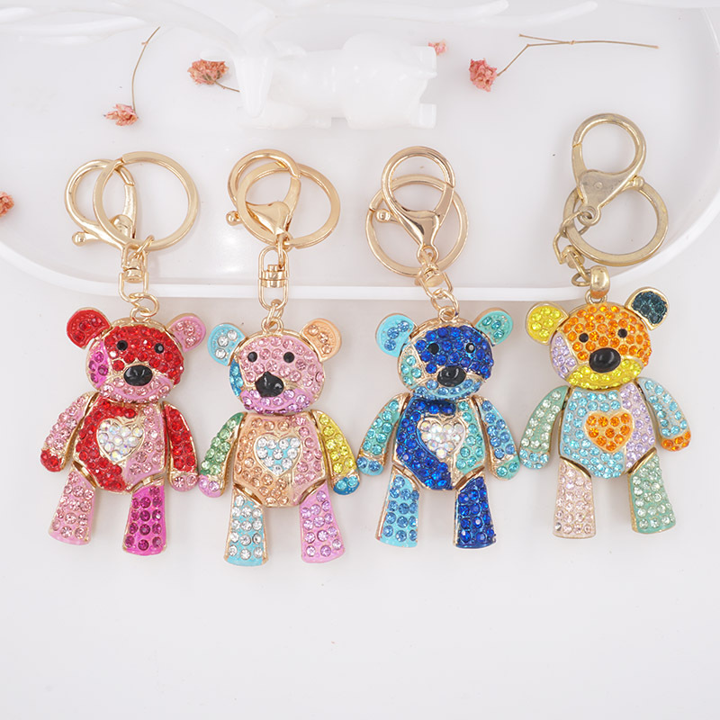 Wholesale pendant color metal keychain
