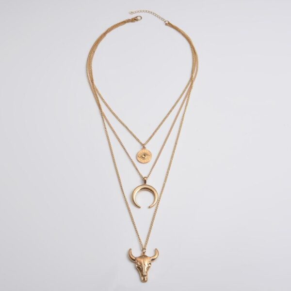 Wholesale Alloy Bull Head Geometric Disc Eyes Bull Horn Multi-Layer Necklace