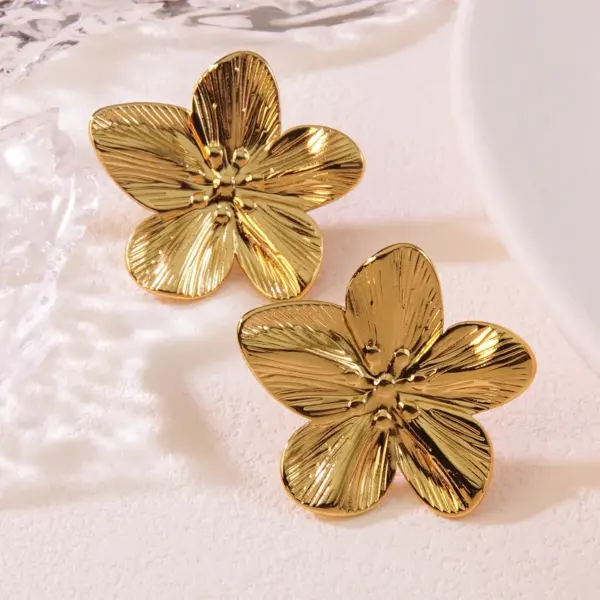 304 Stainless Steel Flower Electroplating Stone-Free Imitation Gold Exaggerated Pastoral Streetwear Ear Studs