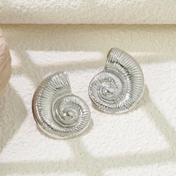 304 Stainless Steel Geometric Star Flower Stone-Free Simple Style Classic Style Commute Ear Studs