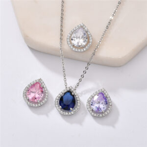 Wholesale Copper inlaid zircon teardrop necklace