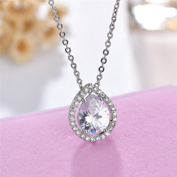 Wholesale Copper inlaid zircon teardrop necklace