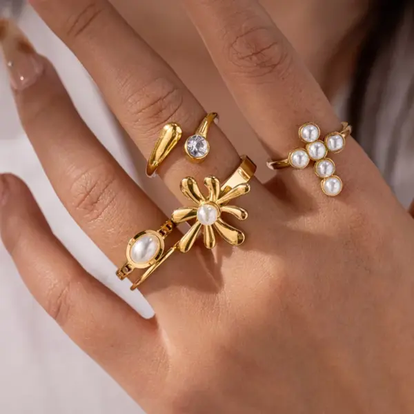 Geometric Electroplated Rings For Women In 304 Stainless Steel With 18K Real Gold Water Plating And Pearl Inlay