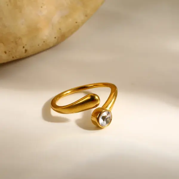 Geometric Electroplated Rings For Women In 304 Stainless Steel With 18K Real Gold Water Plating And Pearl Inlay