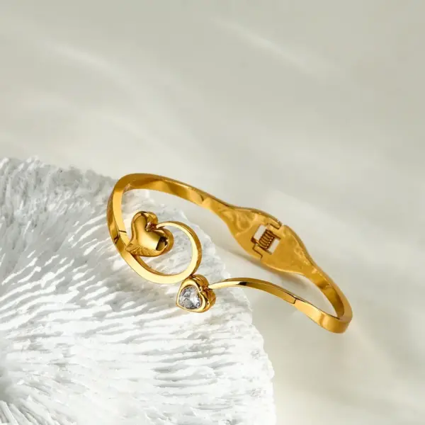 Heart Shape Electroplated Bangle For Women In 304 Stainless Steel With 18K Real Gold PVD Coated And Zircon Inlay
