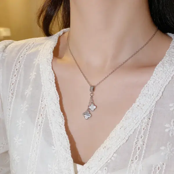 Lucky Heart Necklace For Women With Claw Setting, 304 Stainless Steel, Golden Plated Water Plating, Acrylic Inlay, Cable Chain