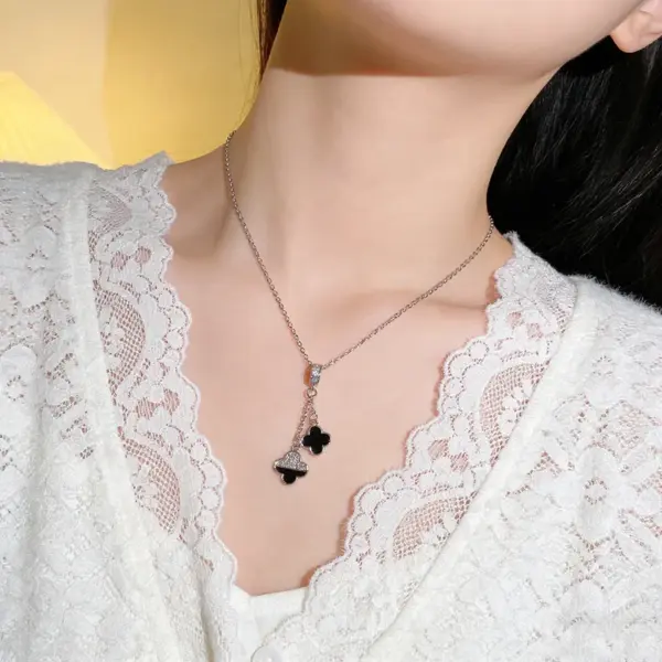 Lucky Heart Necklace For Women With Claw Setting, 304 Stainless Steel, Golden Plated Water Plating, Acrylic Inlay, Cable Chain