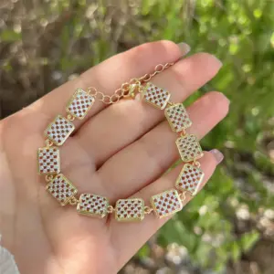 Gold / Adjustable / E