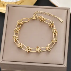 5243 / Gold