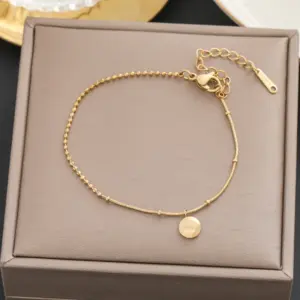 555 / Gold