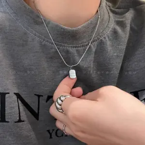 X1668 Silver