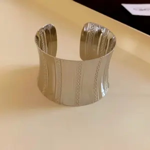5# Bracelet-Silver-Large