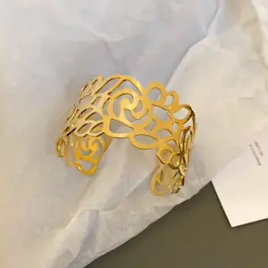 28# Bracelet-Gold