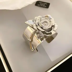 105# Bracelet-Silver