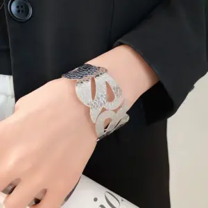 127 # Bracelet-Silver