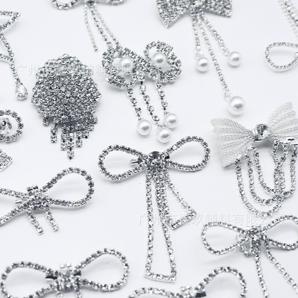 Wholesale Diverse Sier Bow Water Diamond Crystal Chest Flower DIY Patches