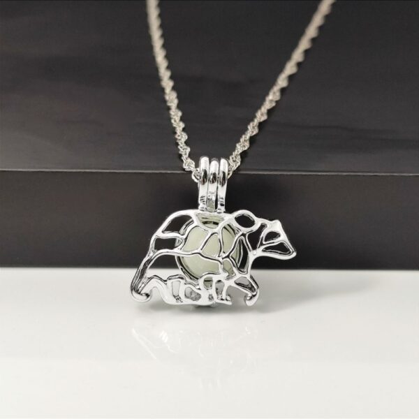 Wholesale Luminous Polar Bear Pendant Glowing Alloy Necklace