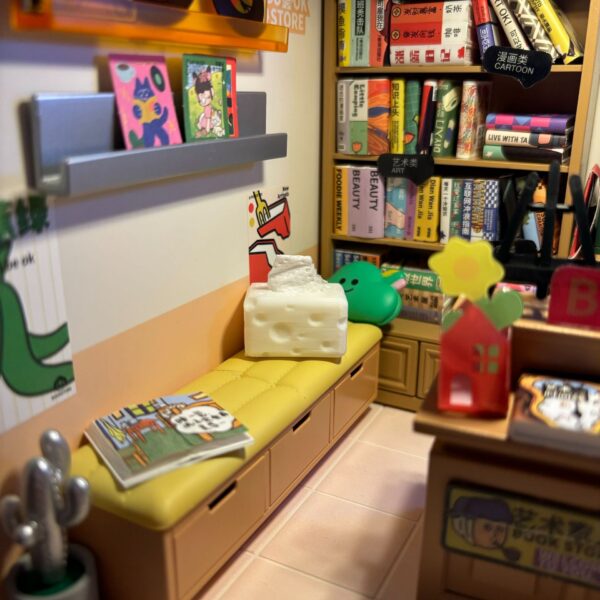 Wholesale Mini Cheese Tissue Box Pen Holder Miniature Scene Doll Accessories