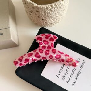 4 # Clothes hanger style