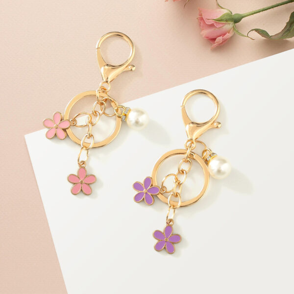 Wholesale Colorful Pearl Flower Keychain