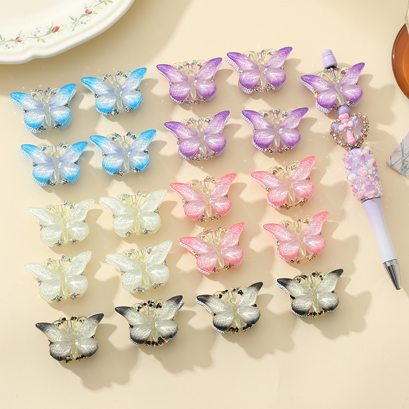 Wholesale Gradual Acrylic Butterfly Beaded Jewelry Aessories DIY Beads