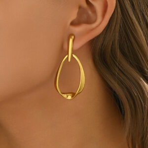 Wholesale Gold Irregular Teardrop Earrings