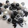 Wholesale 50pcs Black and White Printing Mixed Color 20MM Acrylic Large Beads DIY Bow Mixed Beaded Loose Beads Combination
