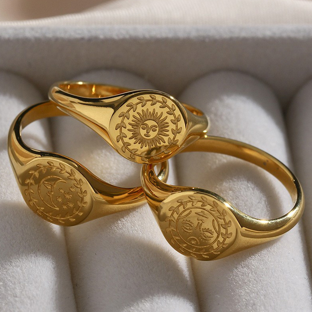 Wholesale Star and moon pattern ring