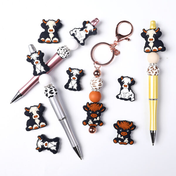 O1CN011Tveoy1CRJV6EC2B9_2217794230077-0-cib Wholesale 20pcs Animal Highland Cattle Silicone Children's Grinding Rod Dental Glue Anti Falling Chain Loose Beads