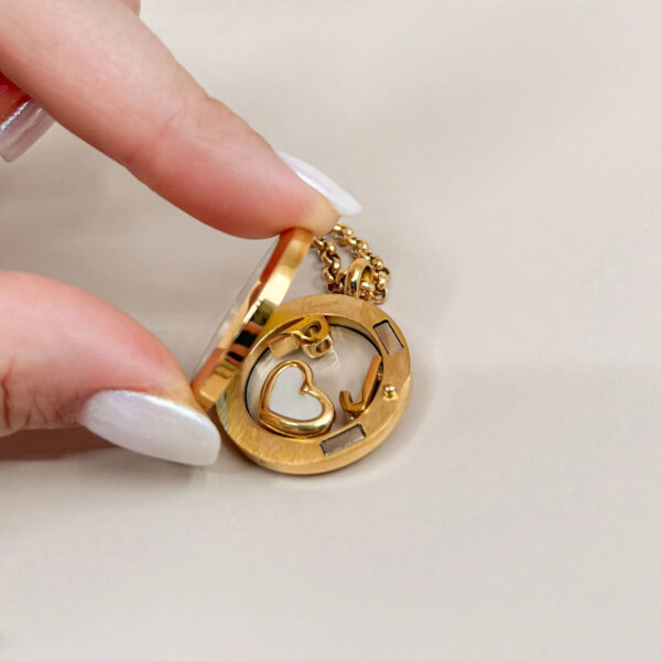 Wholesale box pendant item can be opened and closed necklace pendant