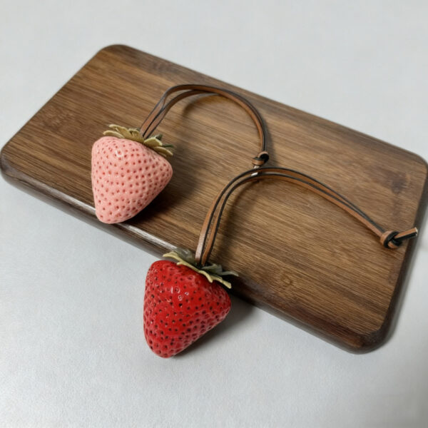 Wholesale Strawberry 3D Resin Cute Phone Lanyard Keychain