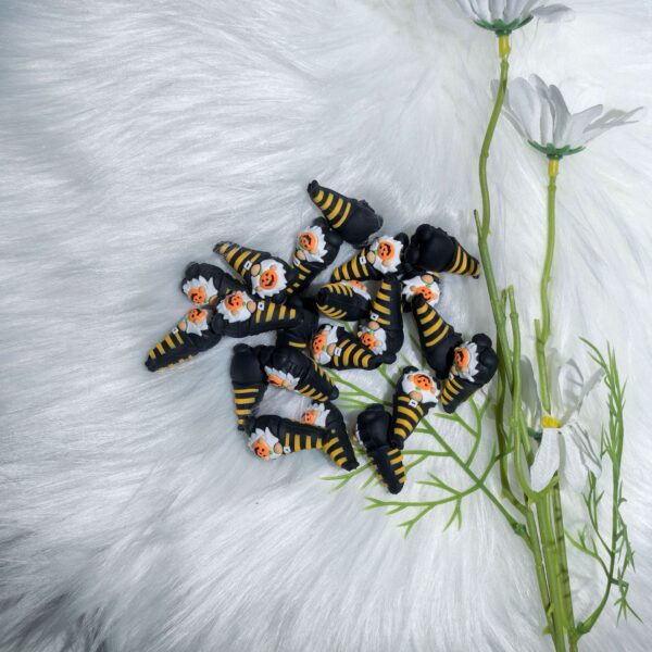 Wholesale 3D orange dwarf silicone cartoon beads 10pcs/pack