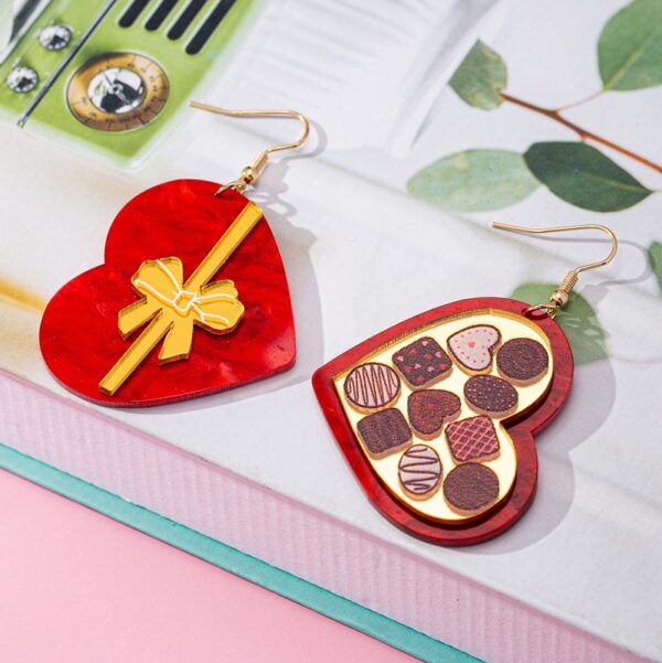 Wholesale Love Gift Box Cute Asymmetric Acrylic Earrings