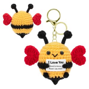 Love bee knitted keychain