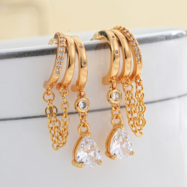 Wholesale Vintage tassel studded diamond earrings