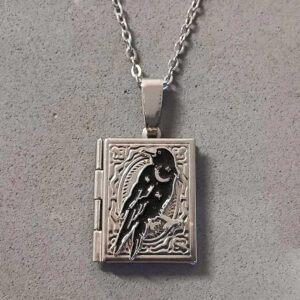 O1CN0122jLN51nr5fsMypnJ_2212841575142-0-cib Wholesale Gothic Vampire Moon Crow Halloween Necklace