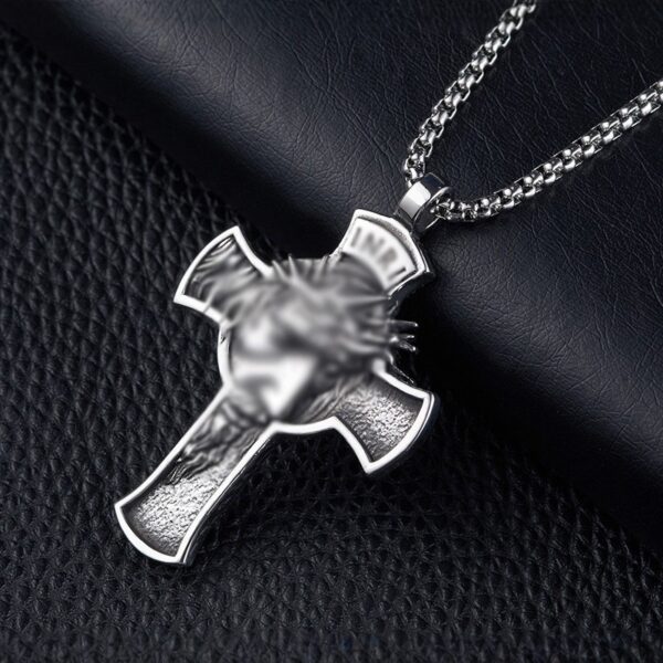 Wholesale Titanium Steel Retro Cross Pendant Necklace