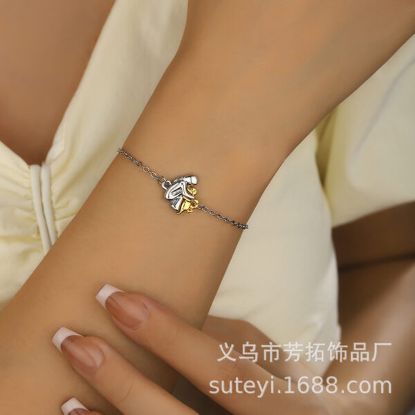 Wholesale Embracing a cute dog weaving a gift bracelet