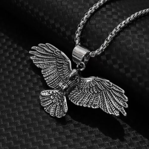 Wholesale Vintage Eagle Wings Alloy Pendant Necklace
