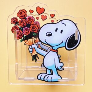 B597 - Snoopy Rose Pen Holder