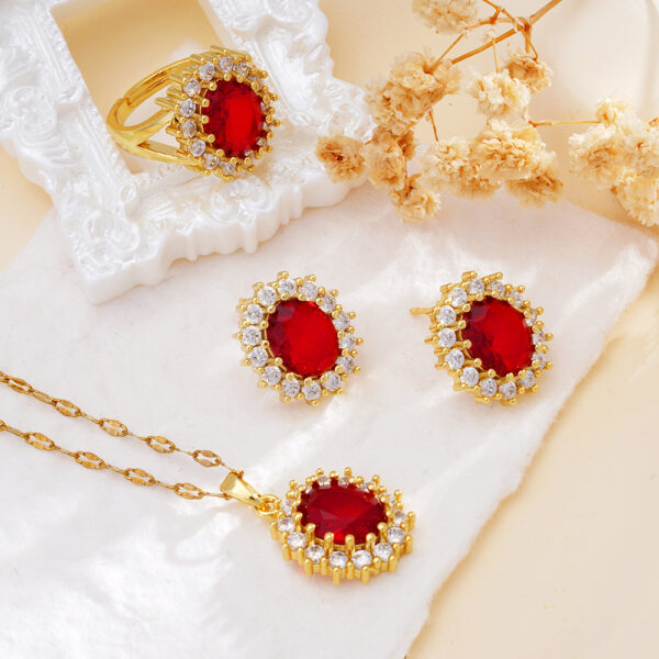 Wholesale Colorful Round Zircon Luxury Exquisite Stainless Steel Clavicle Necklace