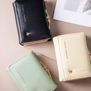Wholesale Colorful large capacity short women's wallet