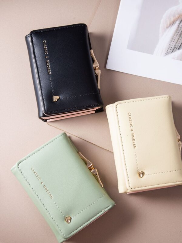 Wholesale Colorful large capacity short women's wallet