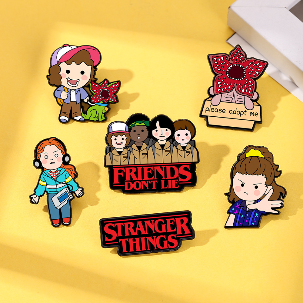 Wholesale Cute cartoon metal badge brooch