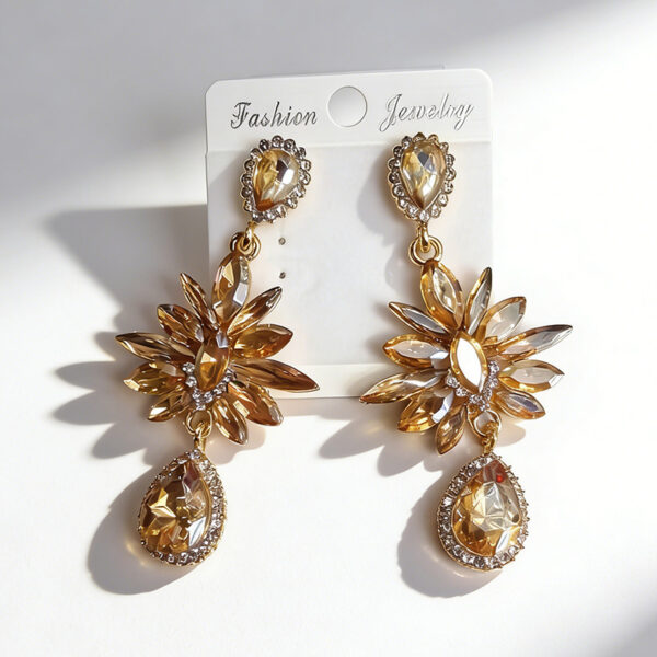 Wholesale Glass Flower Crystal Teardrop Full Diamond Earrings